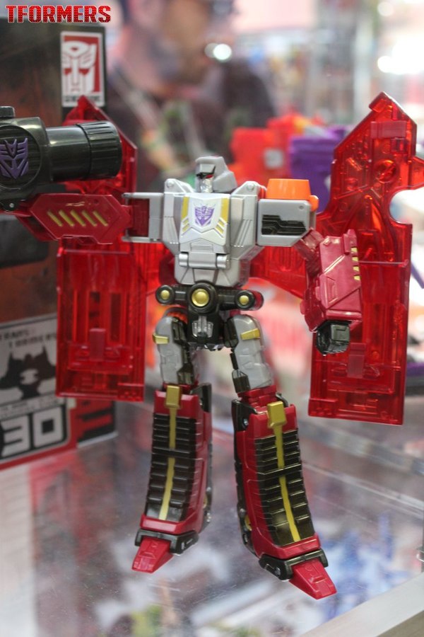 SDCC 2016   Generations Platinum Series And Titans Return Preview Night Display 101 (101 of 157)